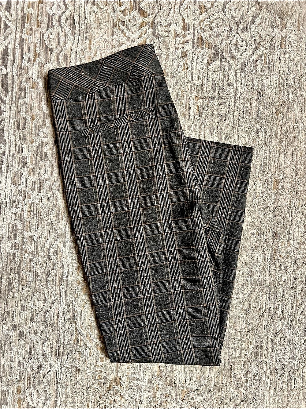 Carmen Graciela Plaid Straight-Leg Trousers in Black & Brown Size Large Like New - Picture 3 of 3